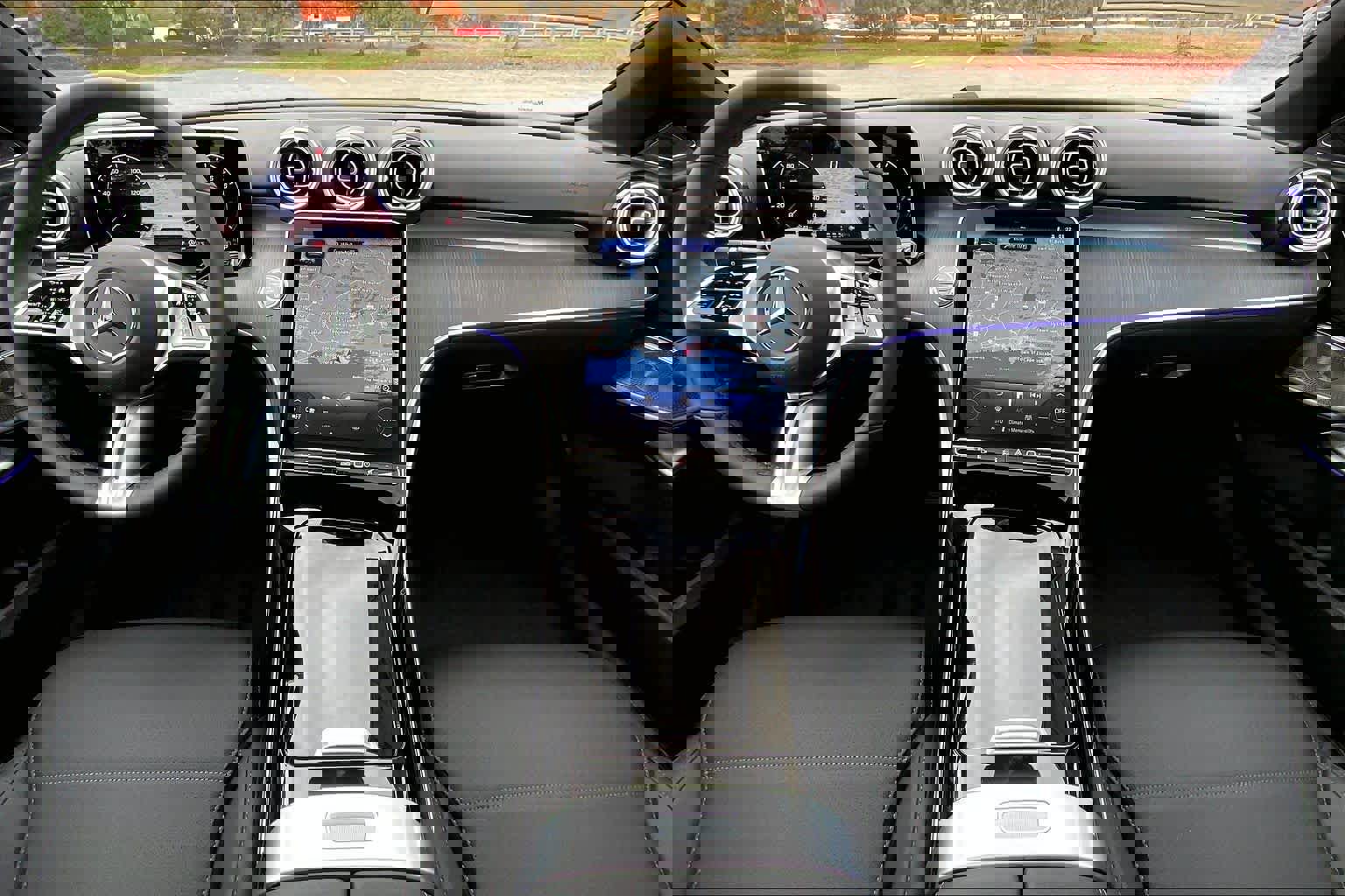 Certified 2026 Mercedes-Benz C 300 4MATIC Sedan image 5