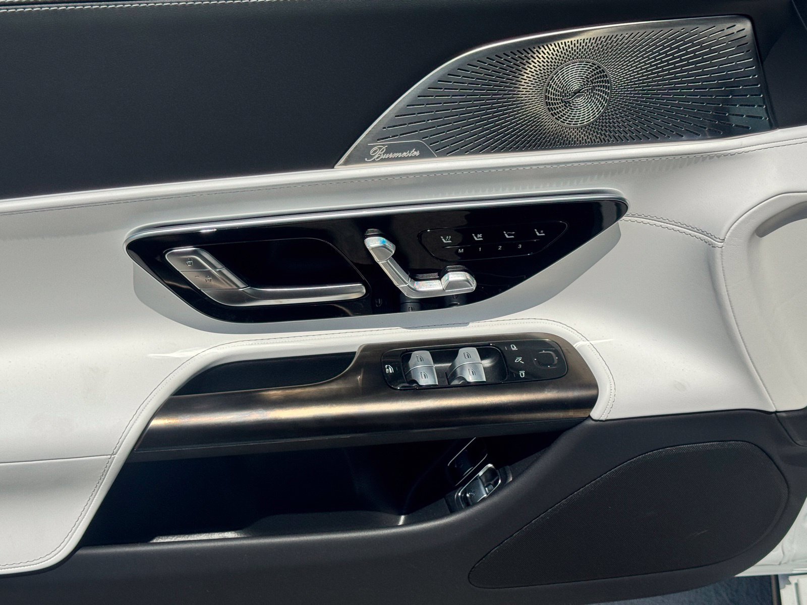 New 2026 Mercedes-Benz SL 63 AMG S e Performance 4MATIC image 19