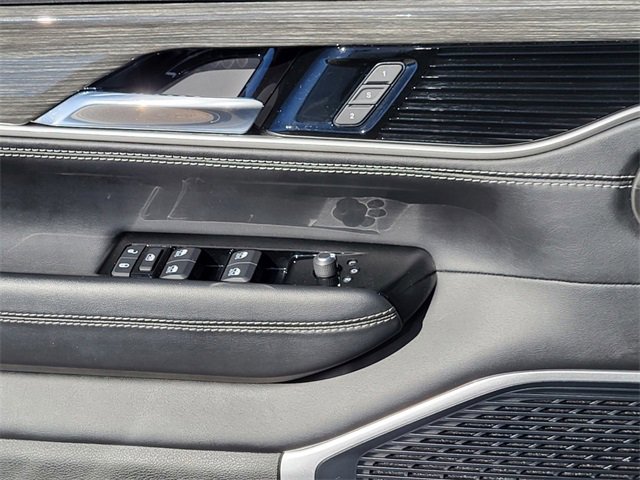 Used 2022 Jeep Wagoneer Series III image 7