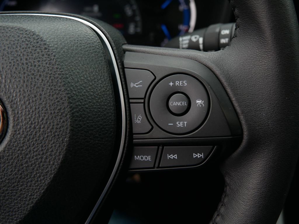 Certified 2023 Toyota RAV4 XSE AWD/4WD image 26