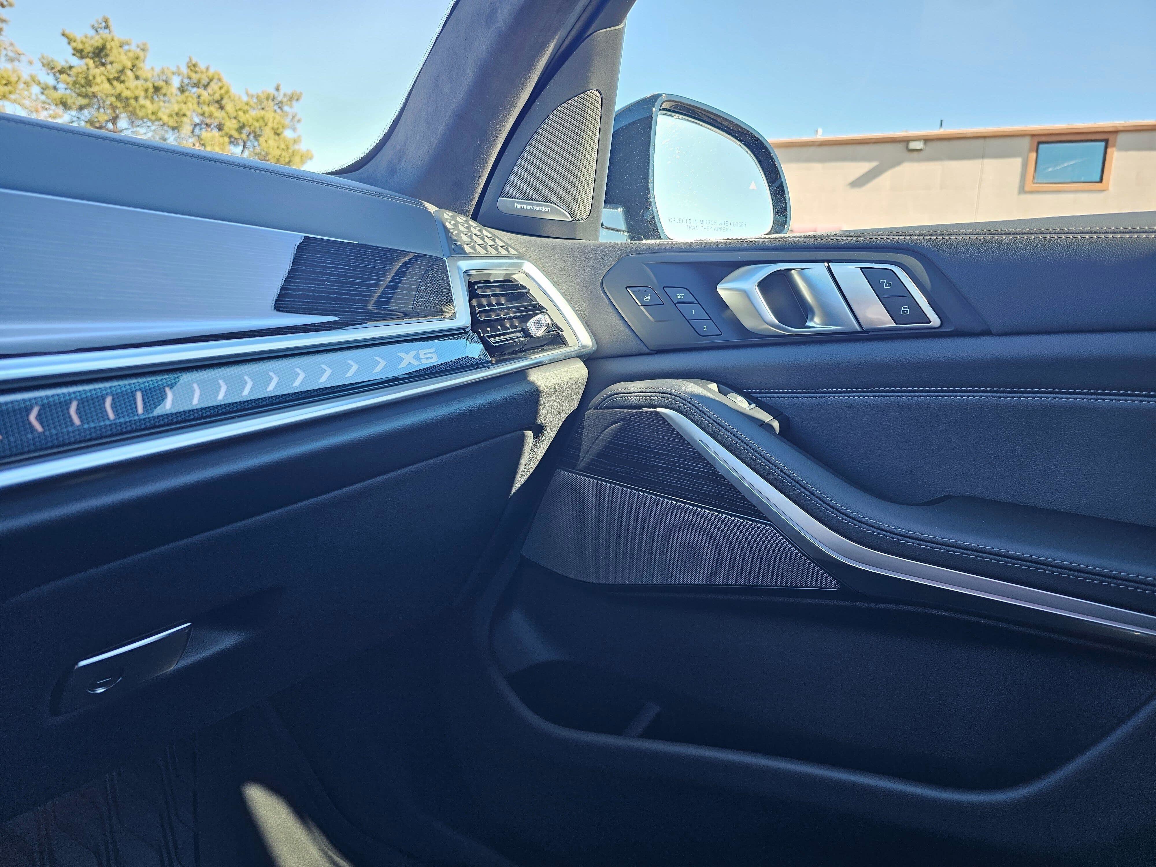 New 2026 BMW X5 xDrive40i w/ Executive Package image 26