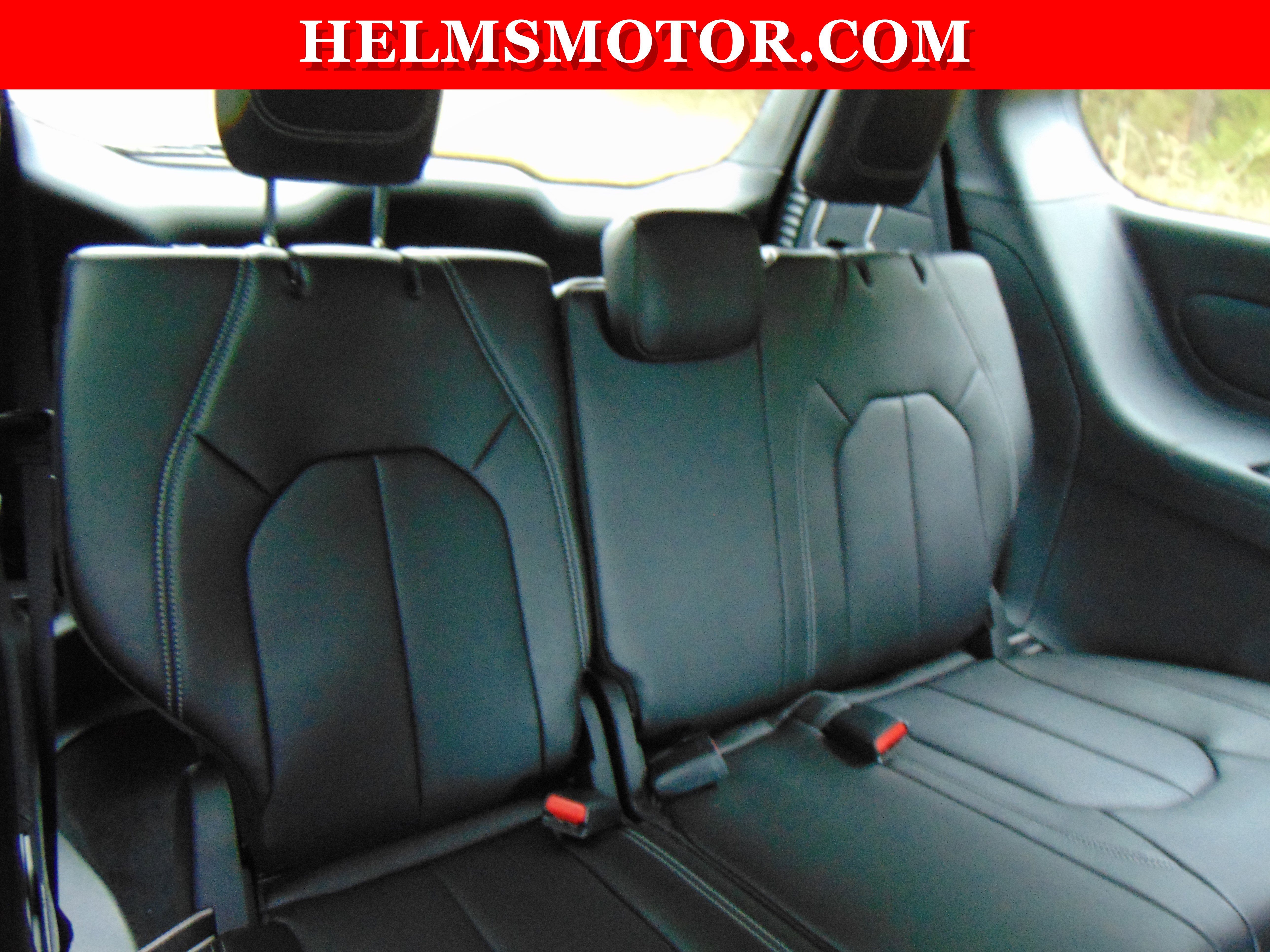 New 2026 Chrysler Pacifica Select w/ S Appearance Package image 39