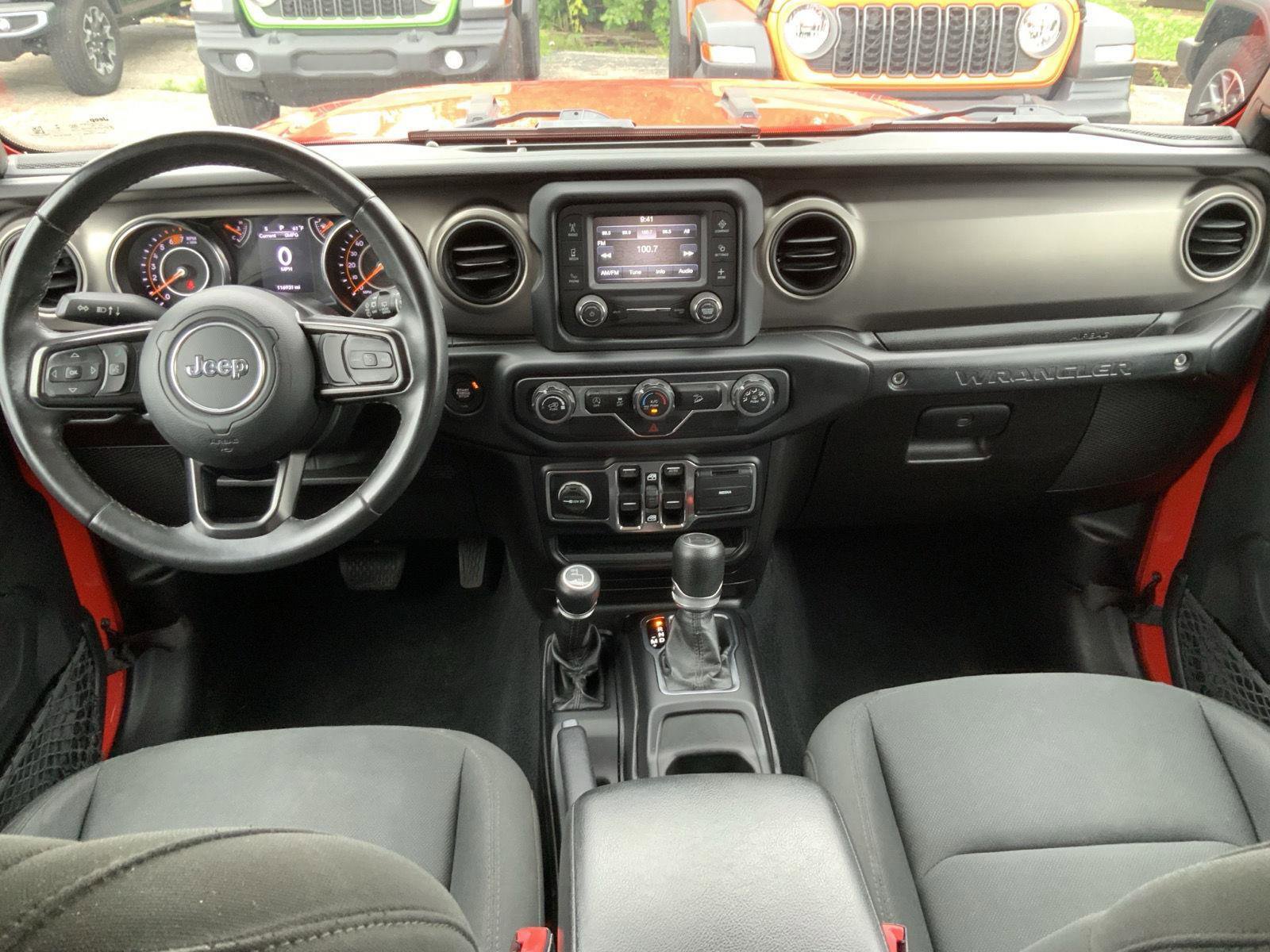 Used 2019 Jeep Wrangler Unlimited Sport S AWD/4WD image 45