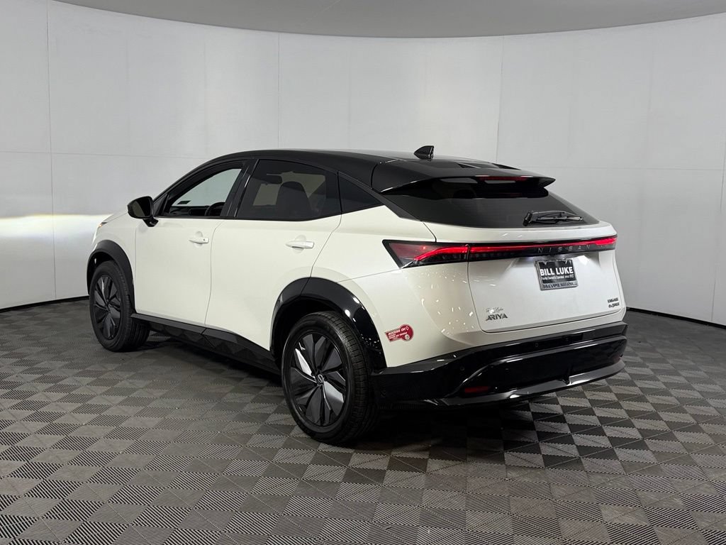 Used 2023 Nissan Ariya AWD image 10