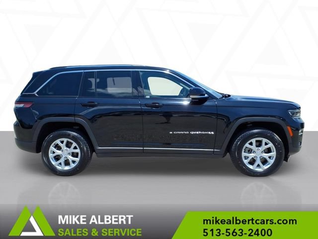 Used 2023 Jeep Grand Cherokee Limited AWD/4WD image 8