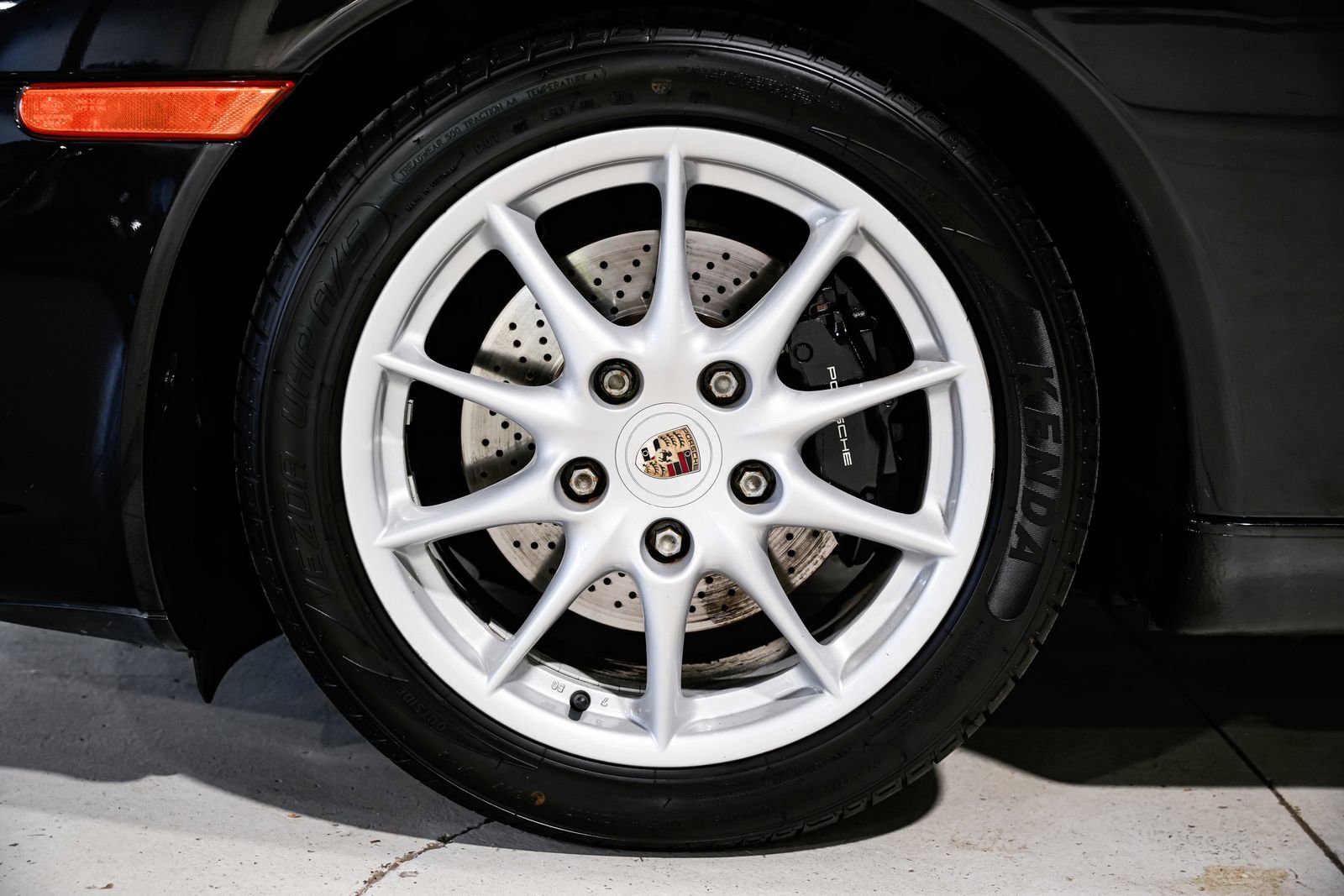 Used 2004 Porsche 911 Carrera RWD image 43
