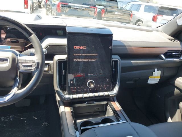 New 2026 GMC Yukon Denali w/ Denali Reserve Package AWD/4WD image 14