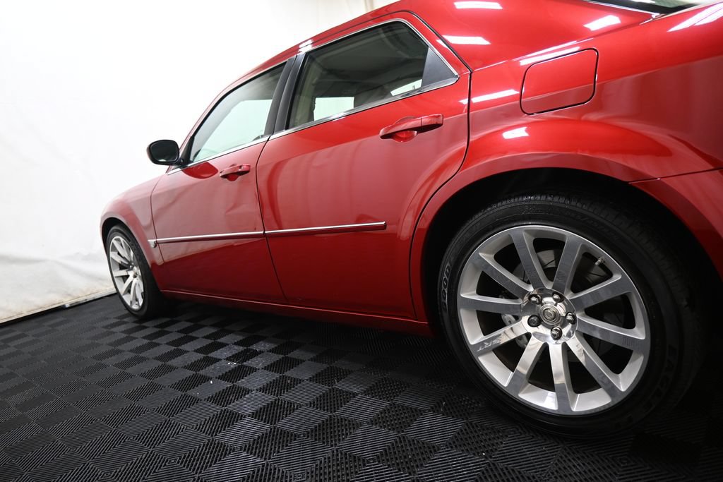 Used 2007 Chrysler 300 SRT8 RWD image 11