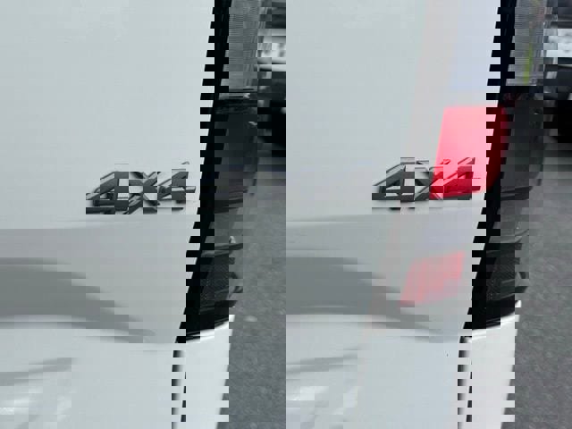 New 2026 Nissan Frontier SV w/ SV Convenience Package image 15