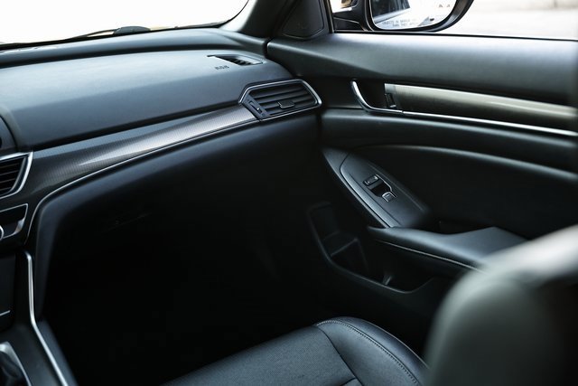 Used 2019 Honda Accord Sport image 27