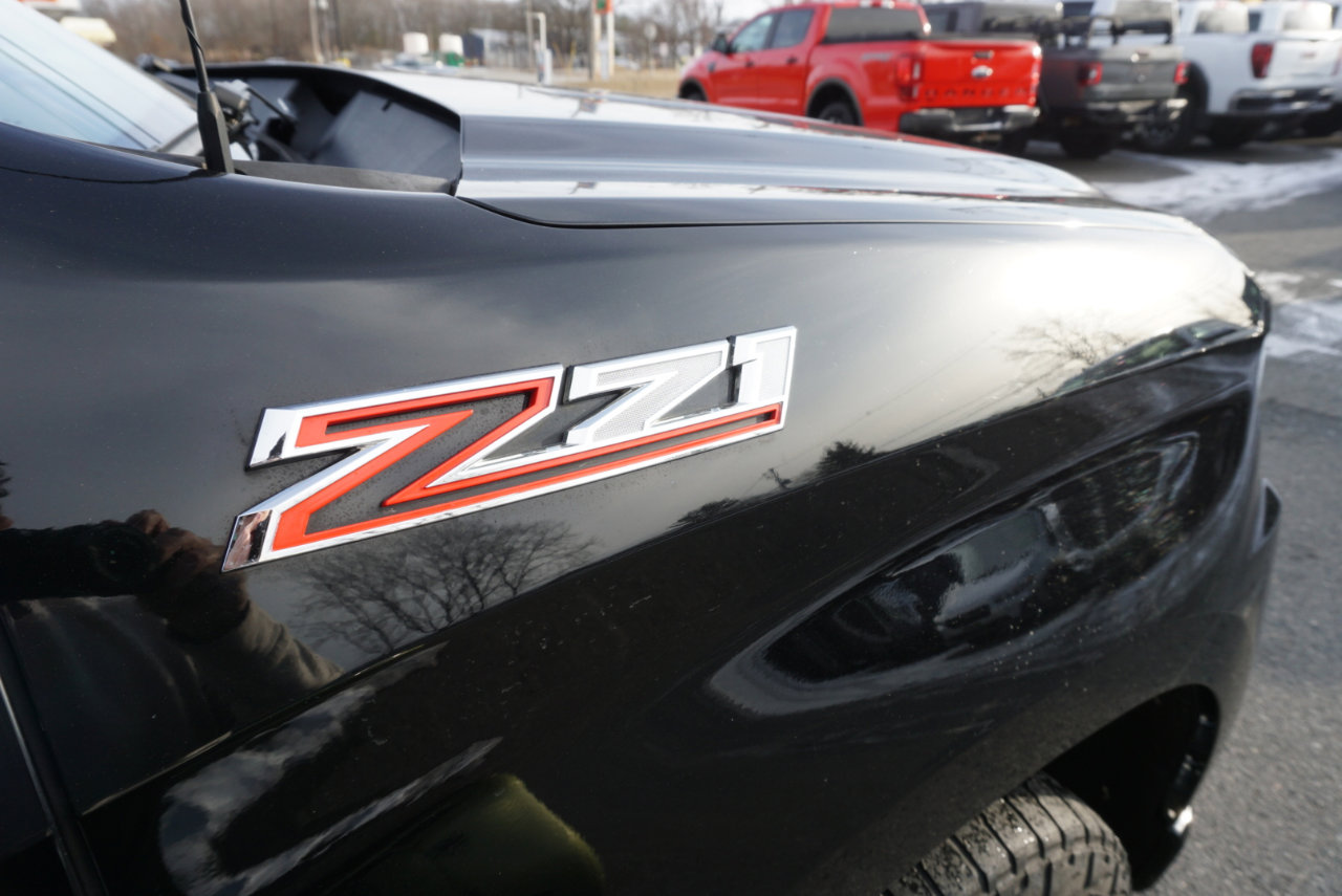 Used 2019 Chevrolet Silverado 1500 RST image 5