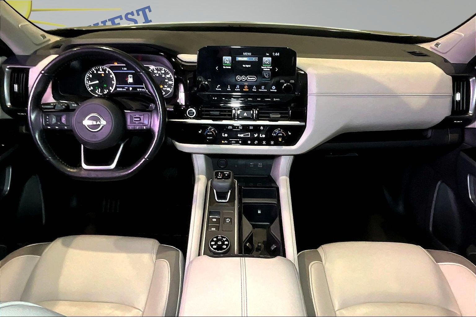 Used 2022 Nissan Pathfinder SL w/ SL Premium Package AWD/4WD image 8