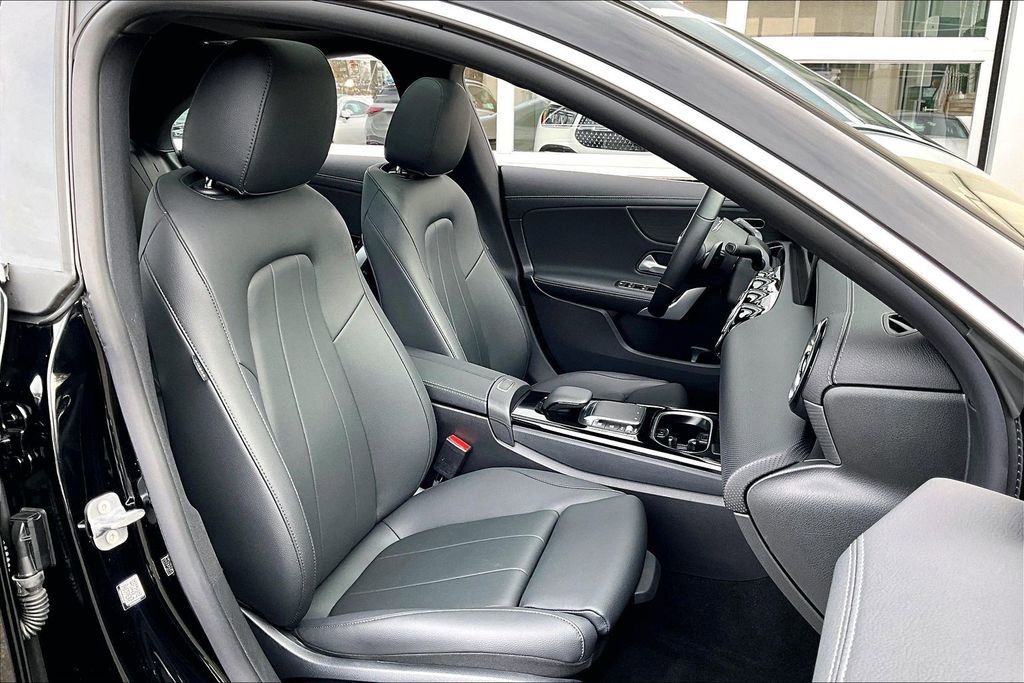 Certified 2023 Mercedes-Benz CLA 250 4MATIC image 7