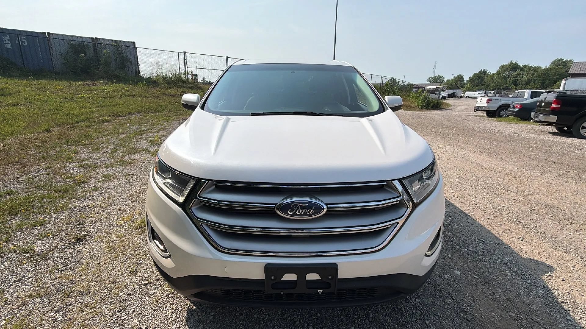 Used 2016 Ford Edge SEL w/ Equipment Group 201A AWD/4WD image 3