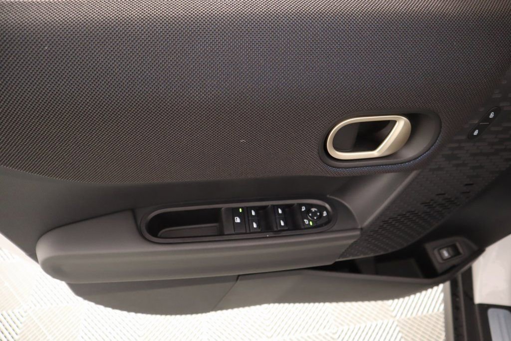 New 2025 MINI Cooper S image 15