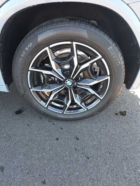 Used 2024 BMW X3 xDrive30i w/ Premium Package image 8