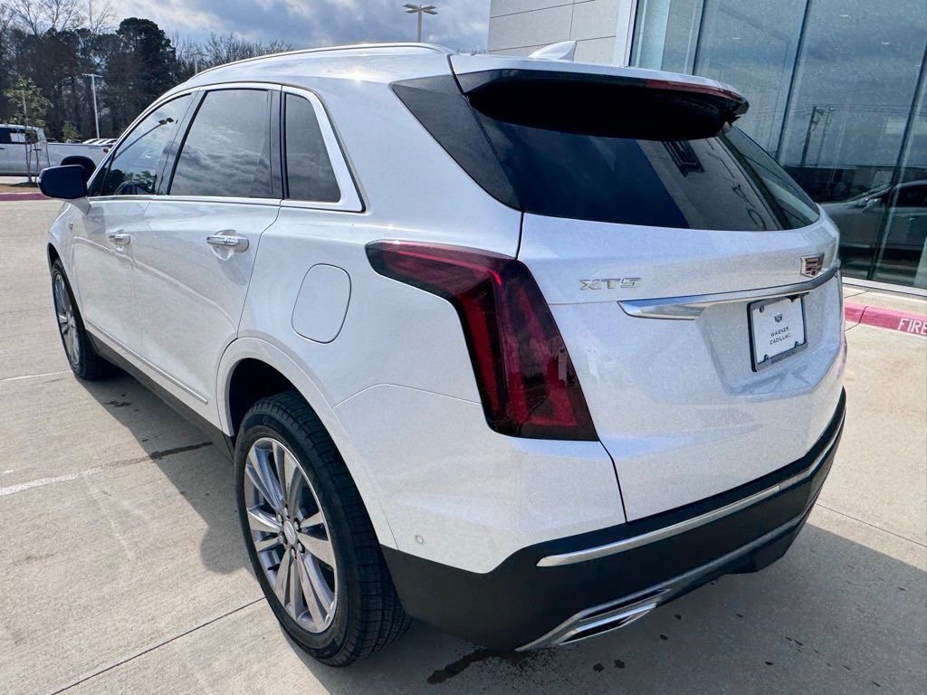 New 2026 Cadillac XT5 Premium Luxury w/ LPO, Floor Liner Package FWD image 3