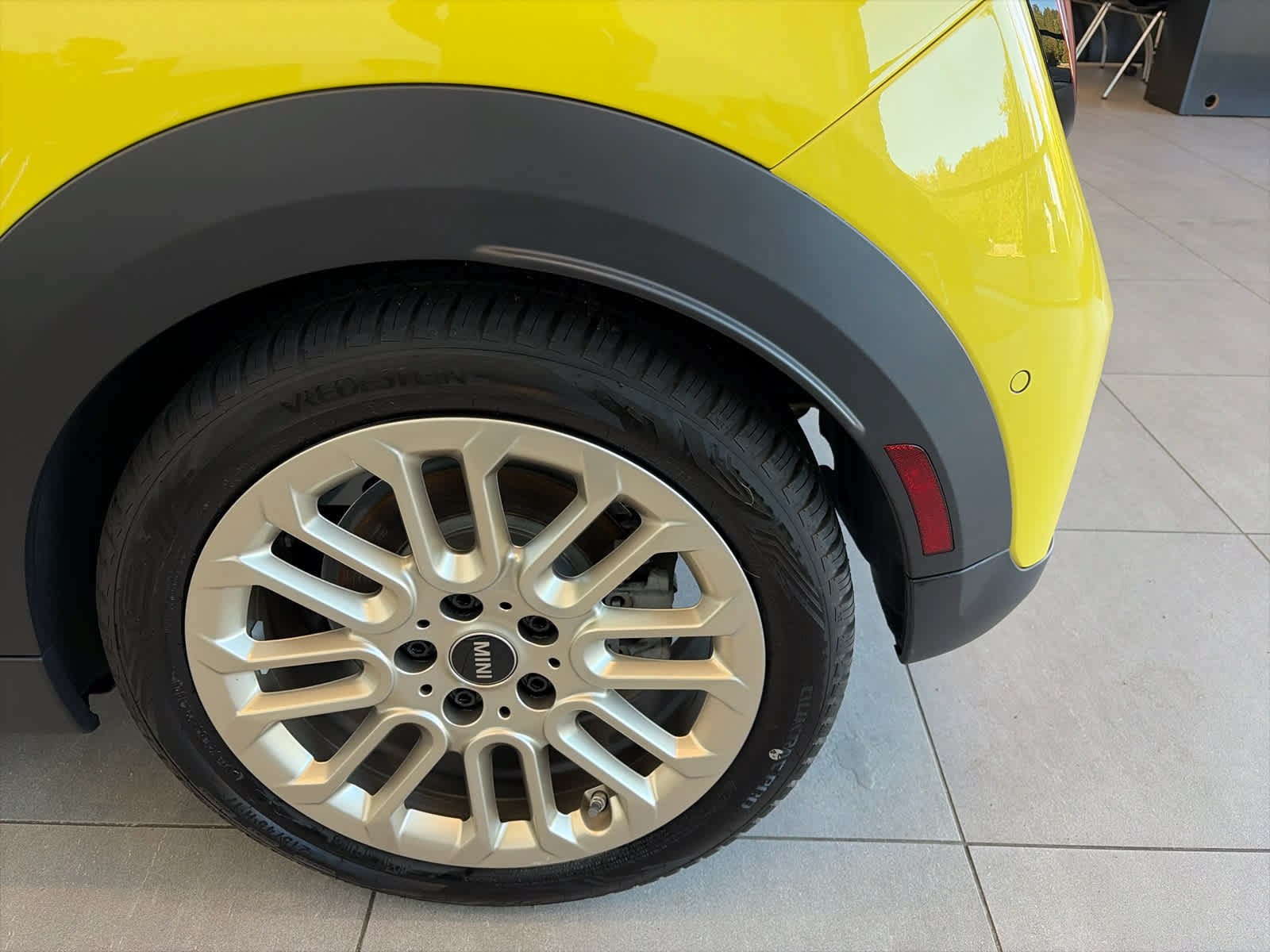 Used 2025 MINI Cooper S FWD image 25
