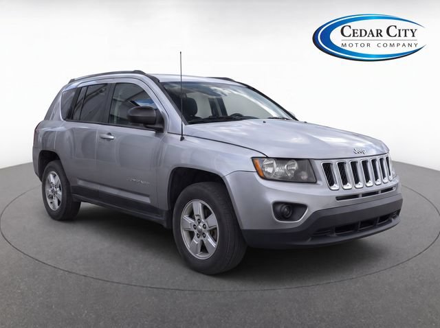 Used 2014 Jeep Compass Sport w/ Power Value Group FWD image 2