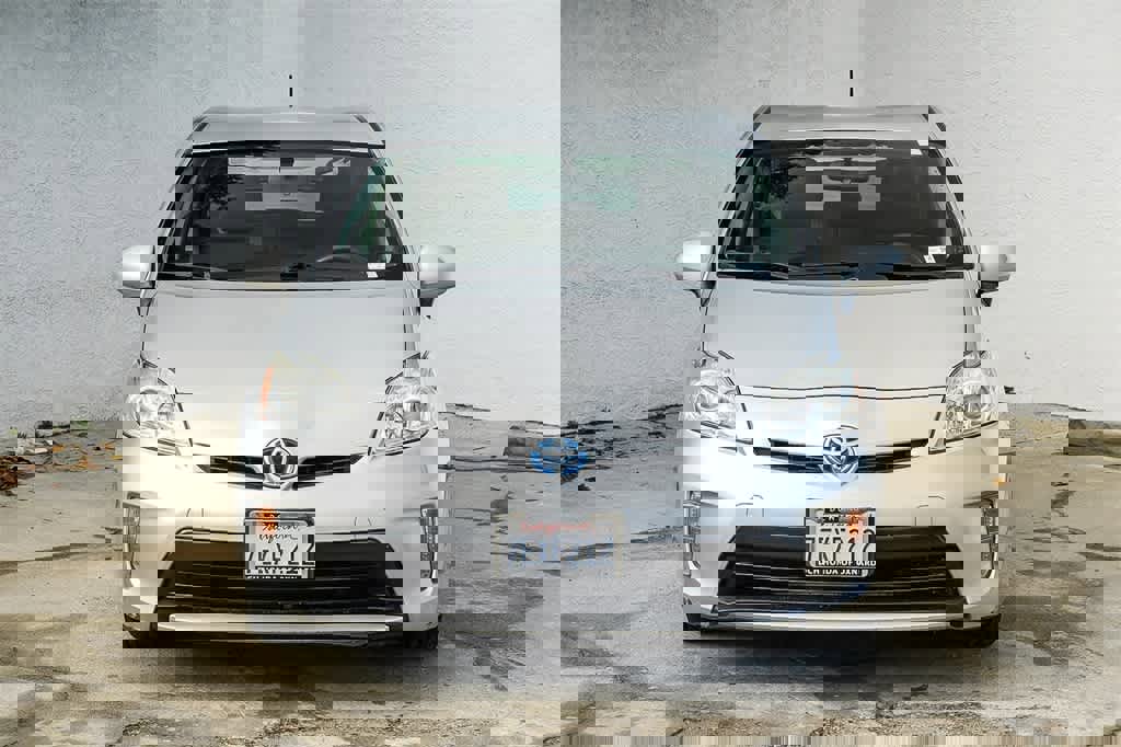 Used 2014 Toyota Prius Two image 2