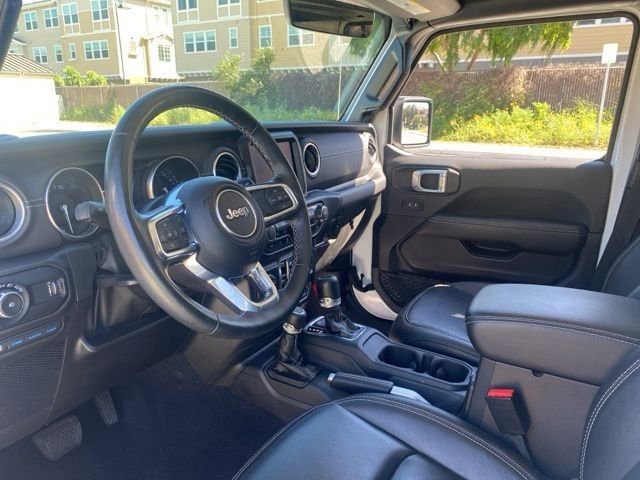 Used 2023 Jeep Wrangler Unlimited Sahara w/ Cold Weather Group image 10