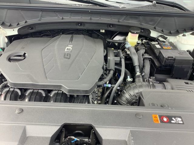 Certified 2025 Hyundai Santa Cruz SEL image 16