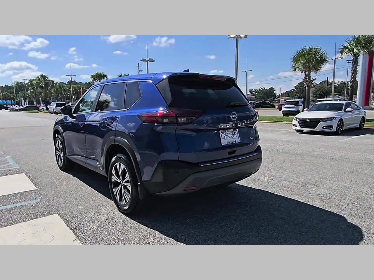 Used 2022 Nissan Rogue SV FWD image 31