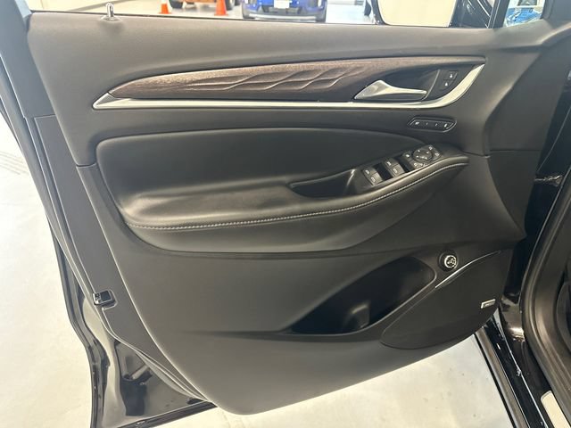 Used 2022 Buick Enclave Avenir w/ Trailering Package, 5000 lbs. AWD/4WD image 26