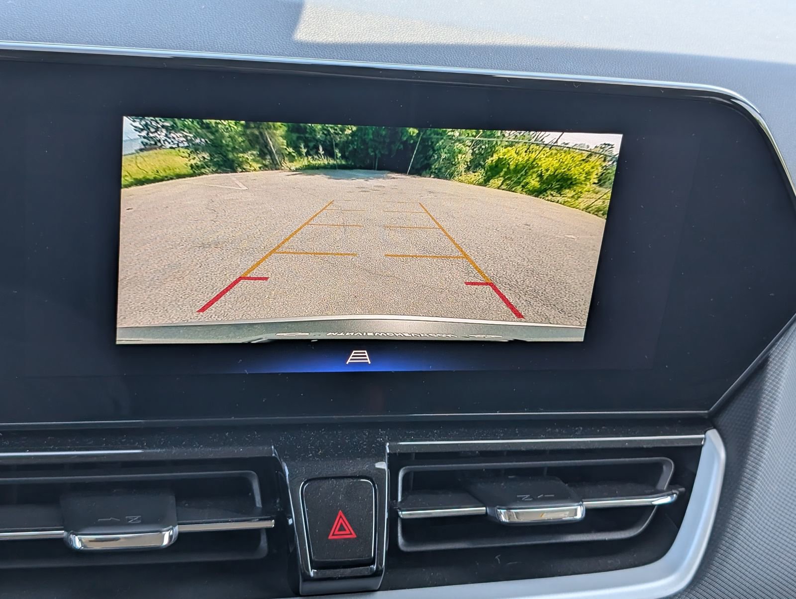 Used 2025 Chevrolet TrailBlazer LT w/ Convenience Package image 10