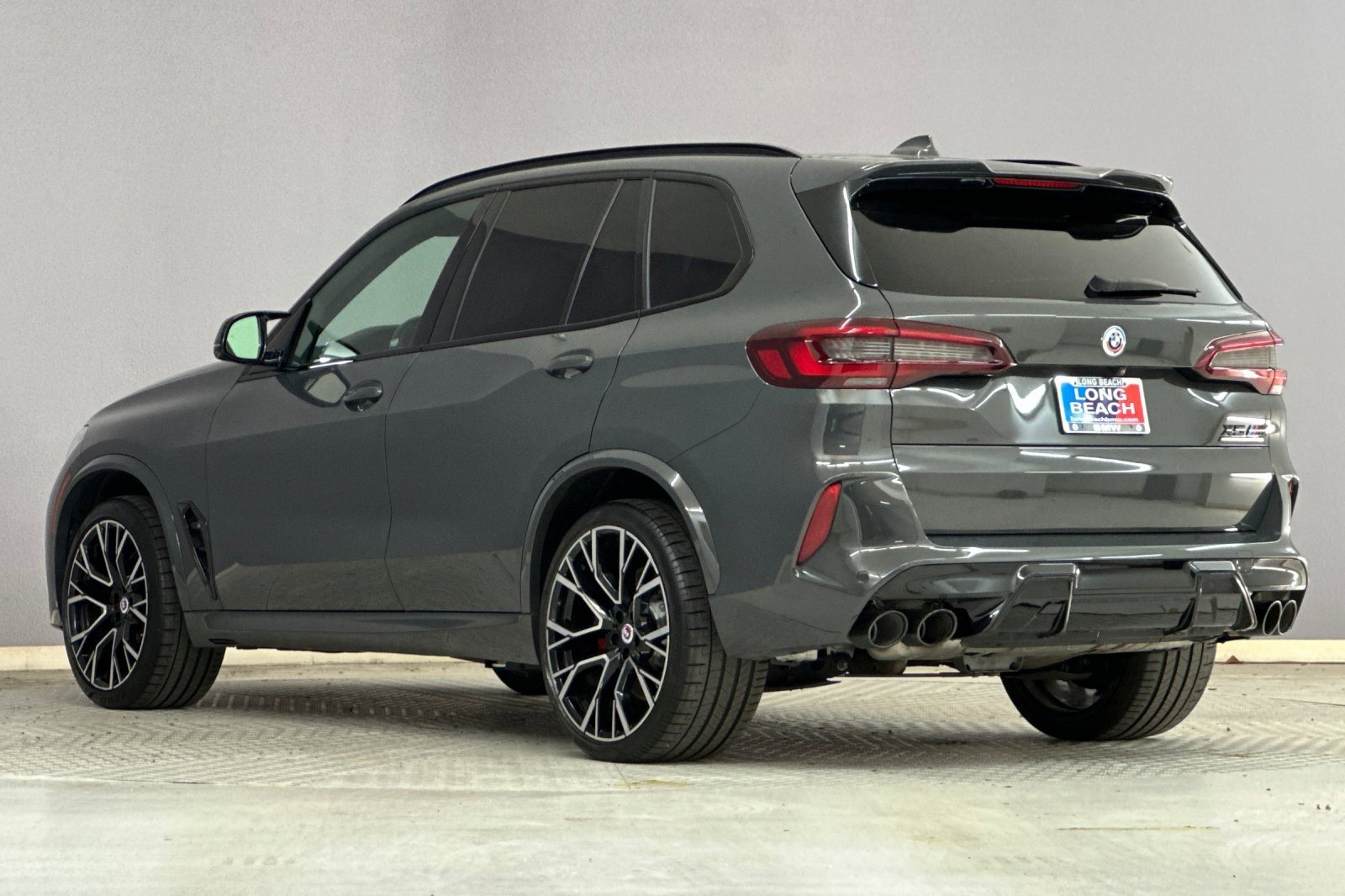 Used 2022 BMW X5 M w/ Competition Package 2 image 3