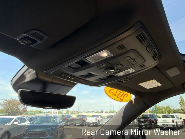 Used 2023 Cadillac Escalade ESV Premium Luxury AWD/4WD image 34