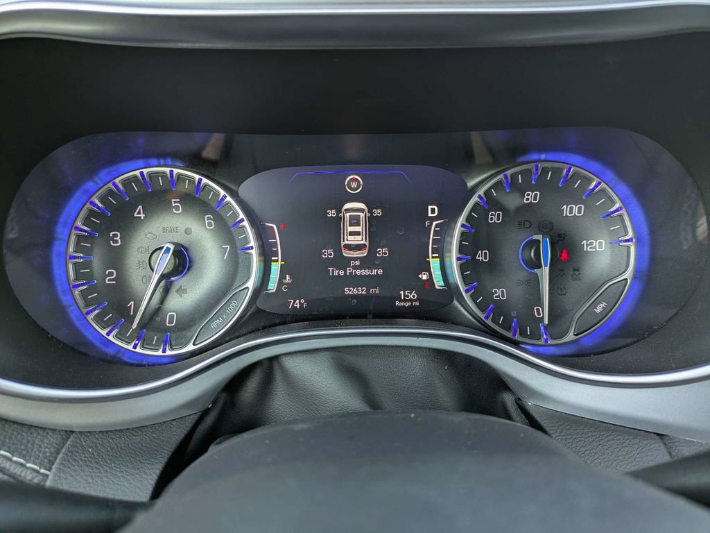 Used 2025 Chrysler Pacifica Limited FWD image 34