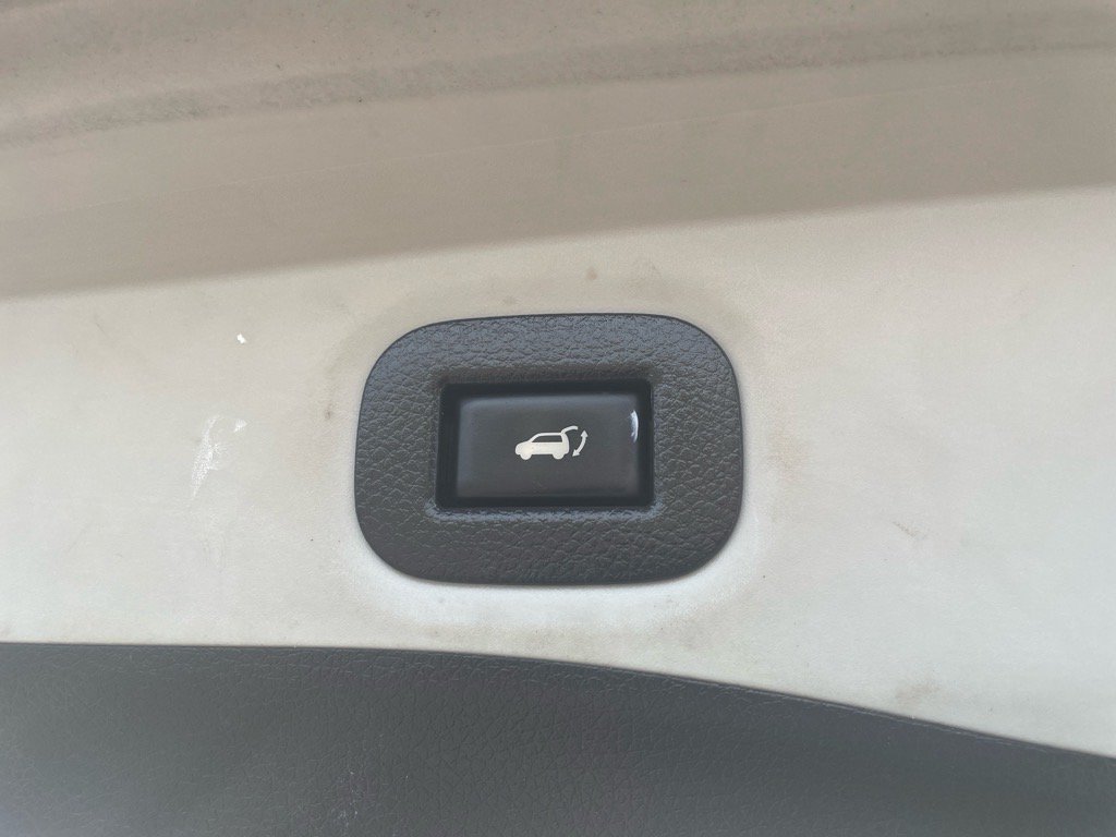 Used 2016 Nissan Rogue SL w/ SL Premium Package AWD/4WD image 10