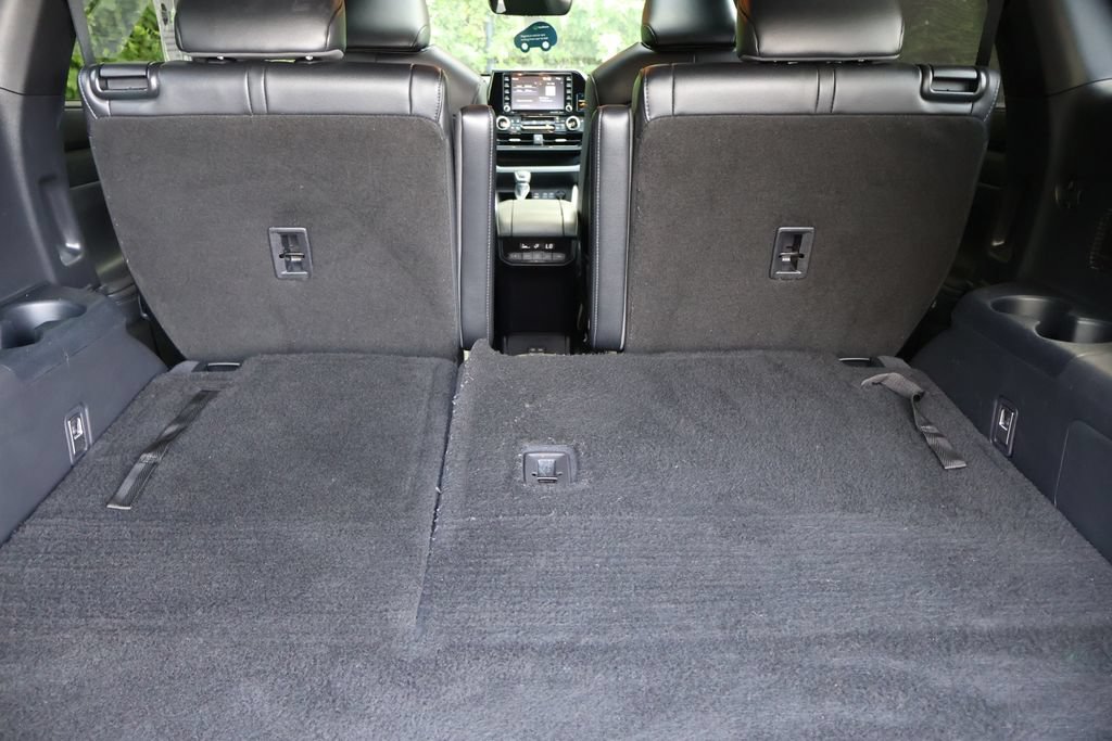 Used 2022 Toyota Highlander XSE FWD image 51