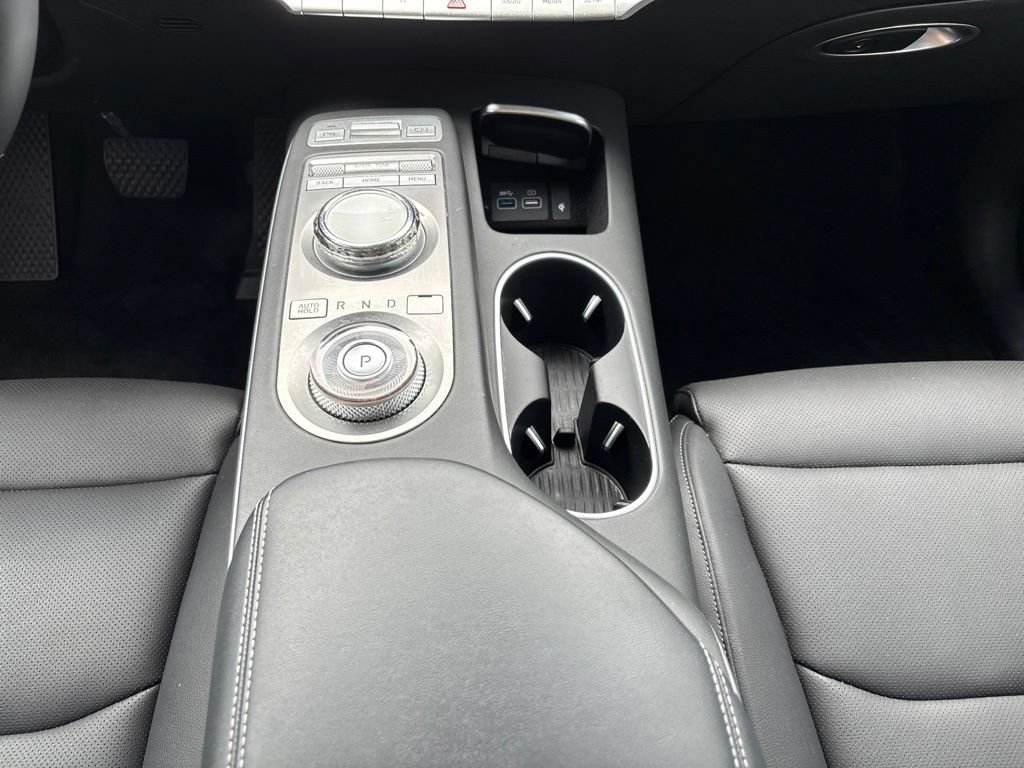 Used 2024 Genesis GV70 2.5T AWD/4WD image 26
