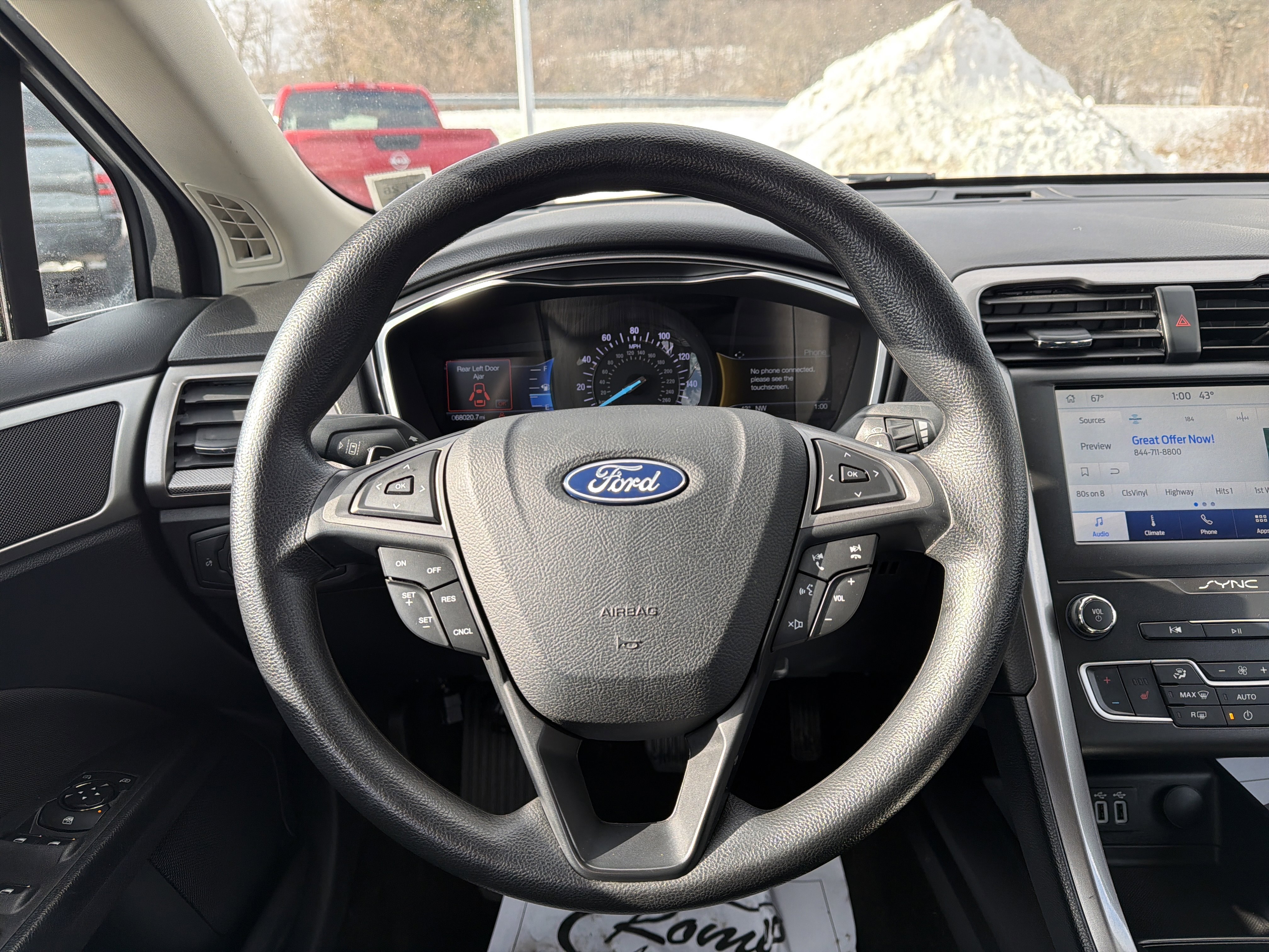 Used 2019 Ford Fusion SE image 13