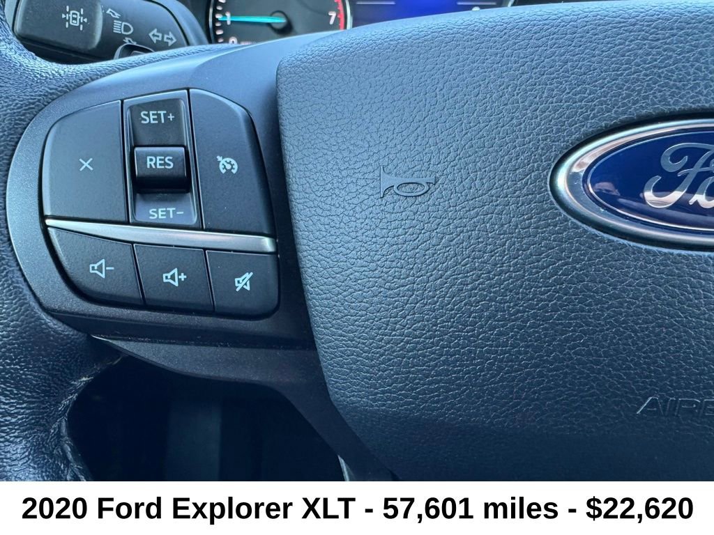 Used 2020 Ford Explorer XLT image 14