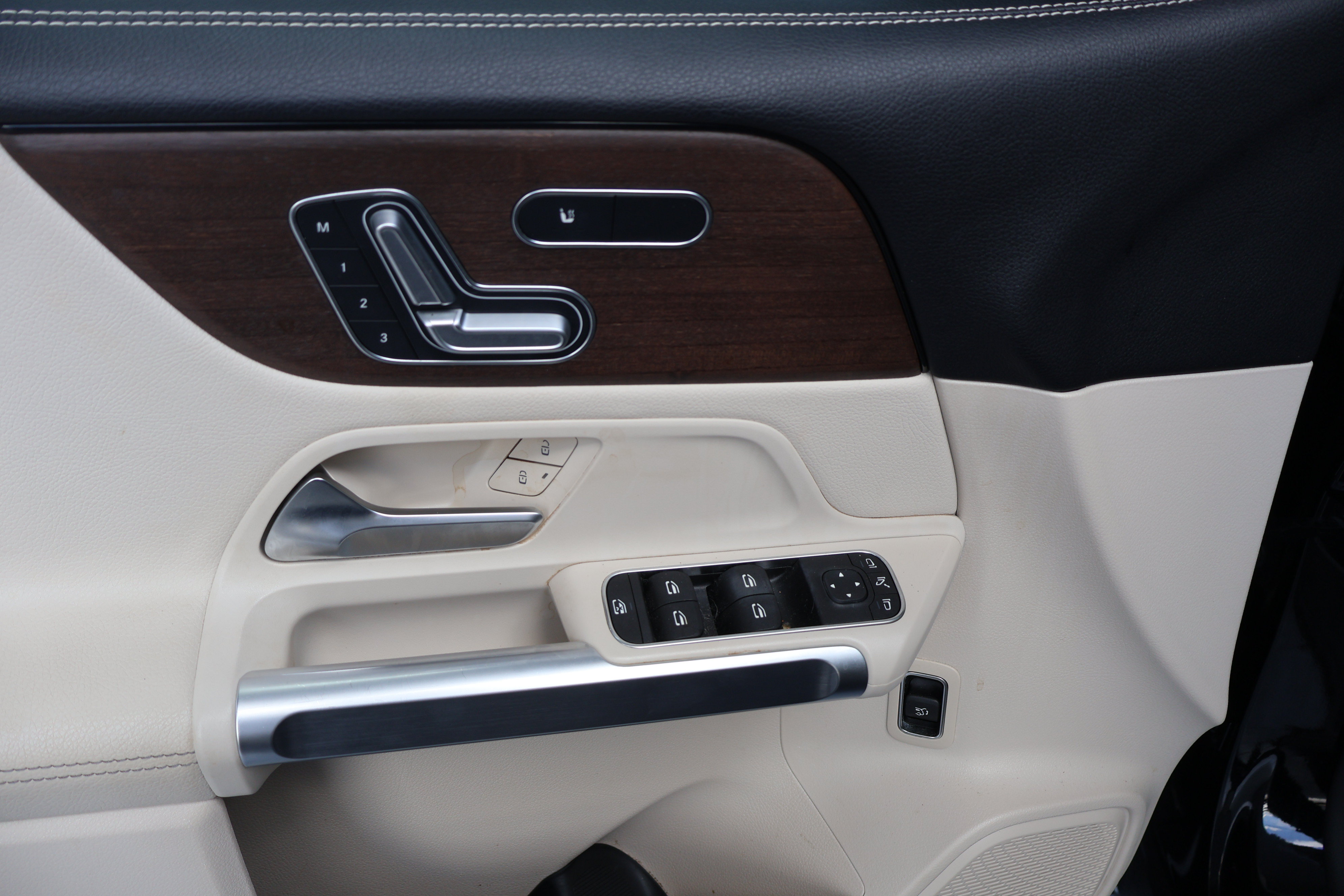 Certified 2021 Mercedes-Benz GLB 250 image 15