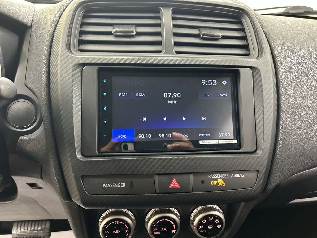 Used 2022 Mitsubishi Outlander Sport ES image 14