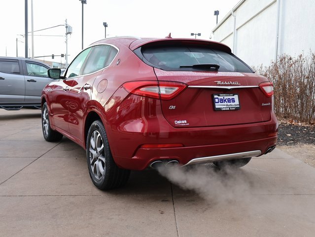 Used 2020 Maserati Levante GranLusso image 5