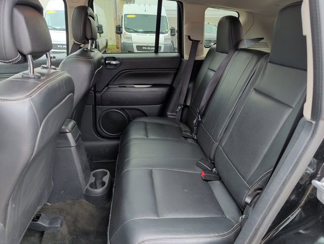 Used 2017 Jeep Compass High Altitude image 28