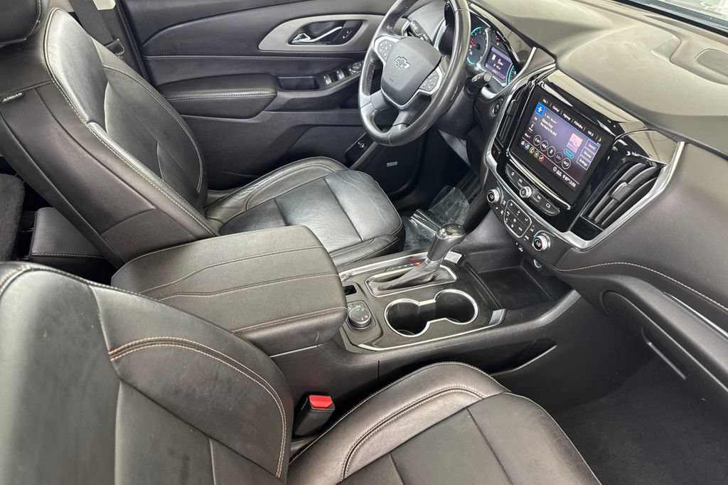 Used 2020 Chevrolet Traverse RS AWD/4WD image 17