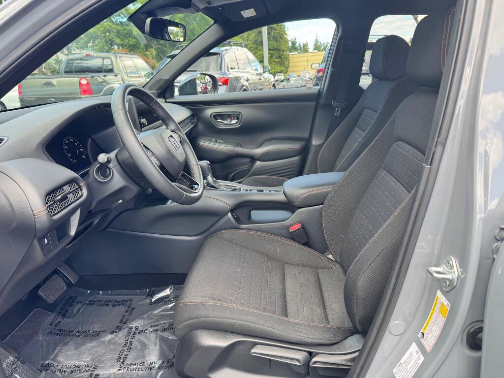Certified 2024 Honda HR-V Sport image 3