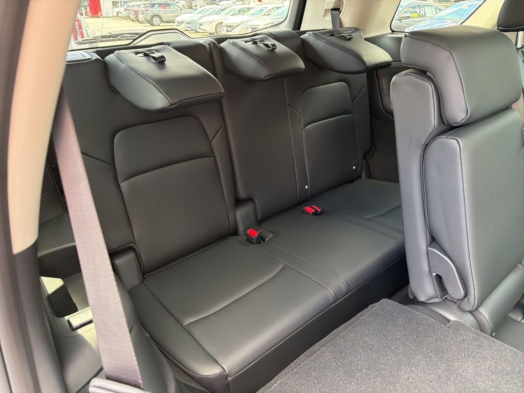 Used 2026 Nissan Pathfinder Platinum w/ Cargo Package AWD/4WD image 30