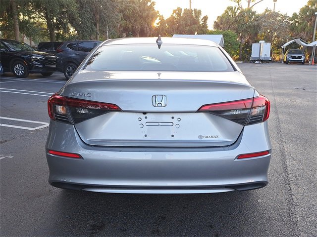 Certified 2023 Honda Civic EX image 5