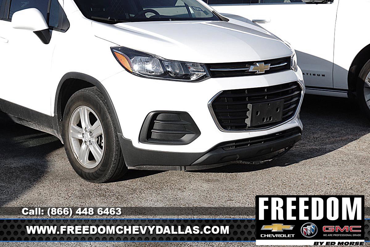 Used 2020 Chevrolet Trax LS w/ Tint and Cruise Package FWD image 5