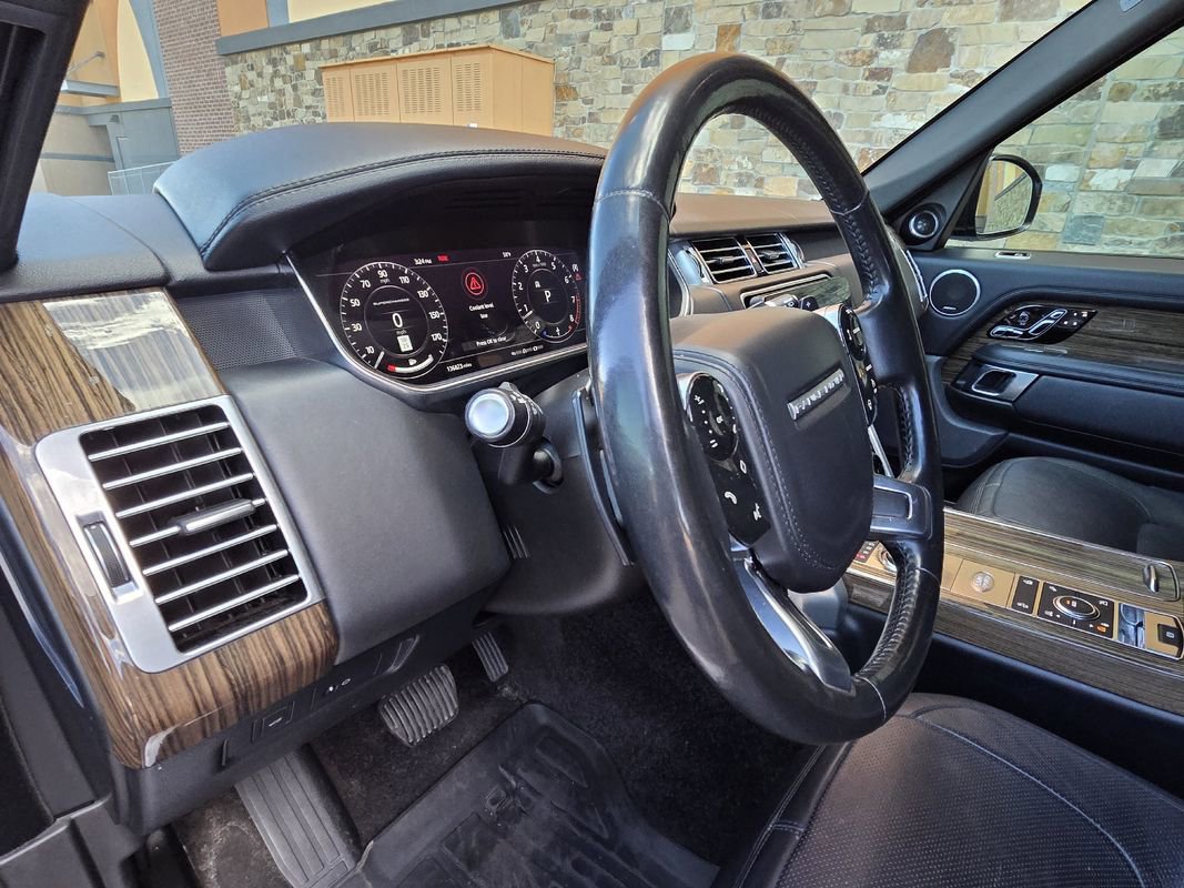 Used 2018 Land Rover Range Rover Long Wheelbase Supercharged AWD/4WD image 11
