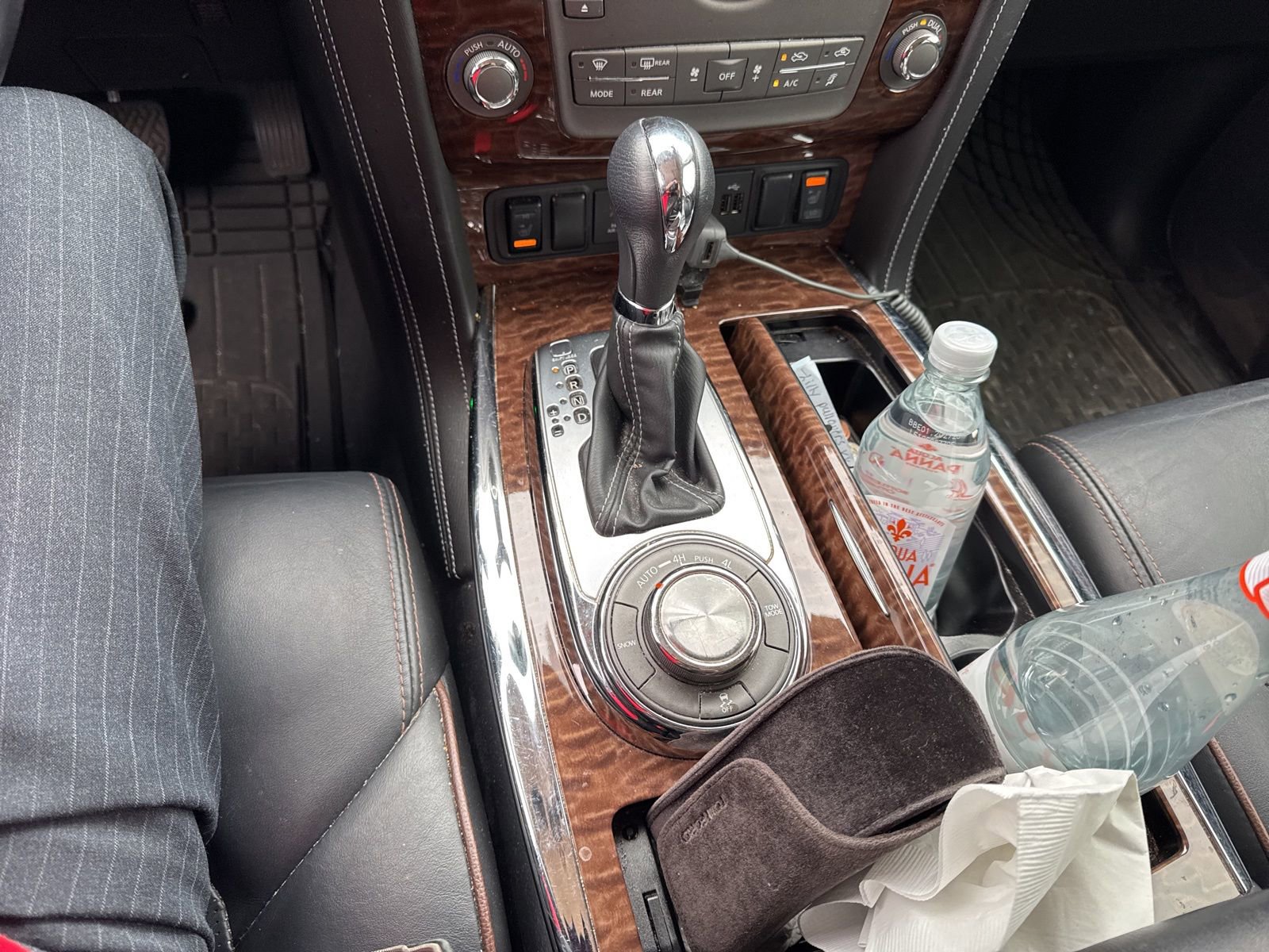 Used 2019 Nissan Armada SL w/ Premium Package image 16