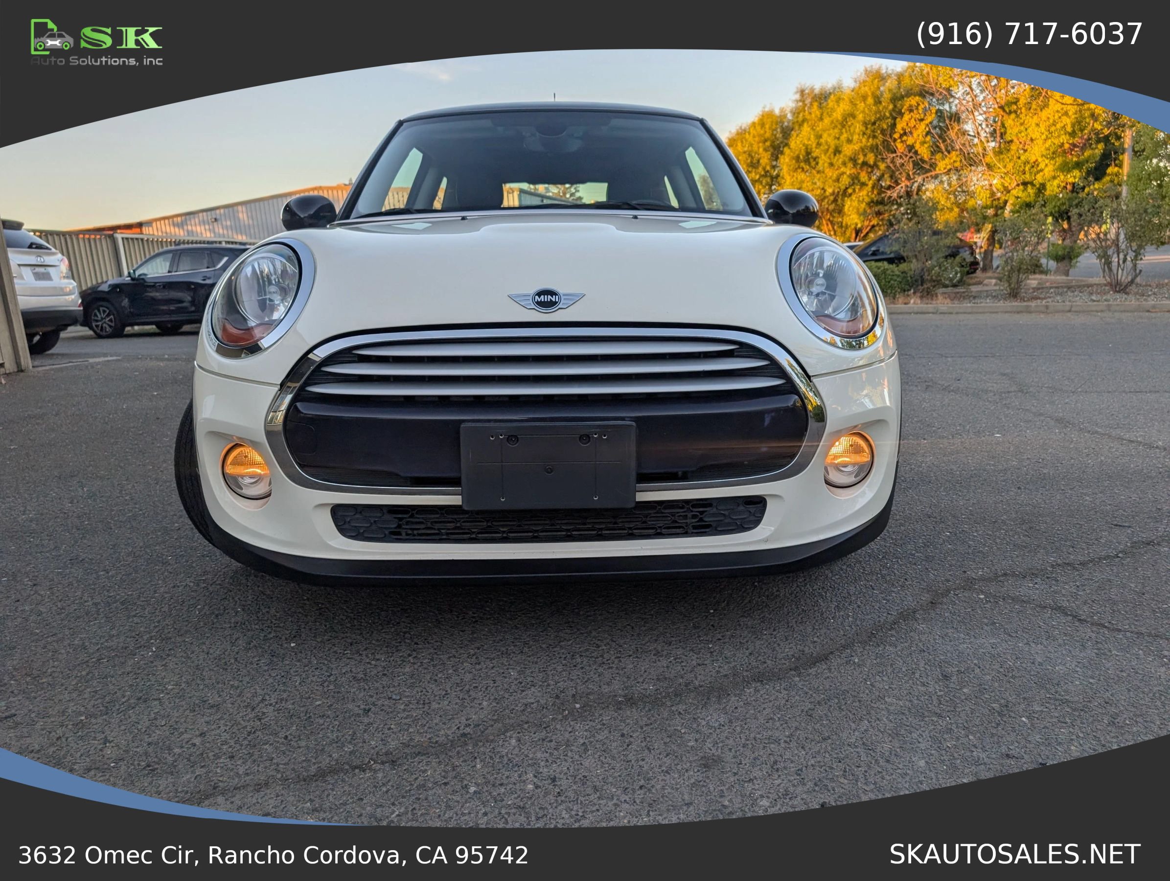 Used 2014 MINI Cooper 2-Door Hardtop FWD image 5