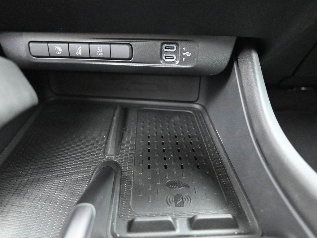 New 2024 Dodge Charger R/T w/ Plus Group image 3